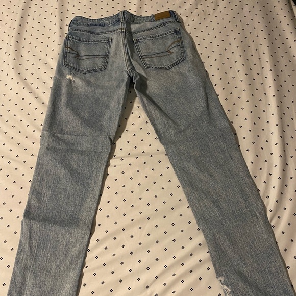 American Eagle Boyfriend Jeans - Picture 2 of 2